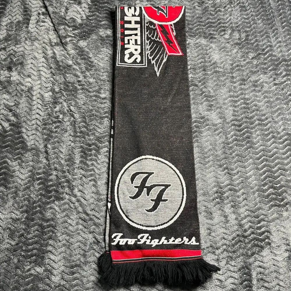 Foo fighters knitted scarf